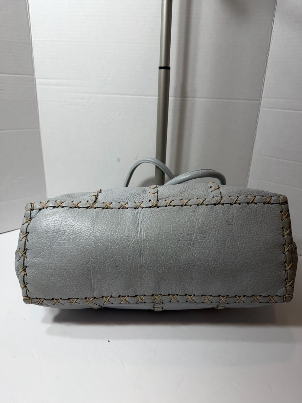 BERGE ITALY LEATHER SQUARE STITCH PURSE PALE BLUE HOBO - Picture 5 of 7
